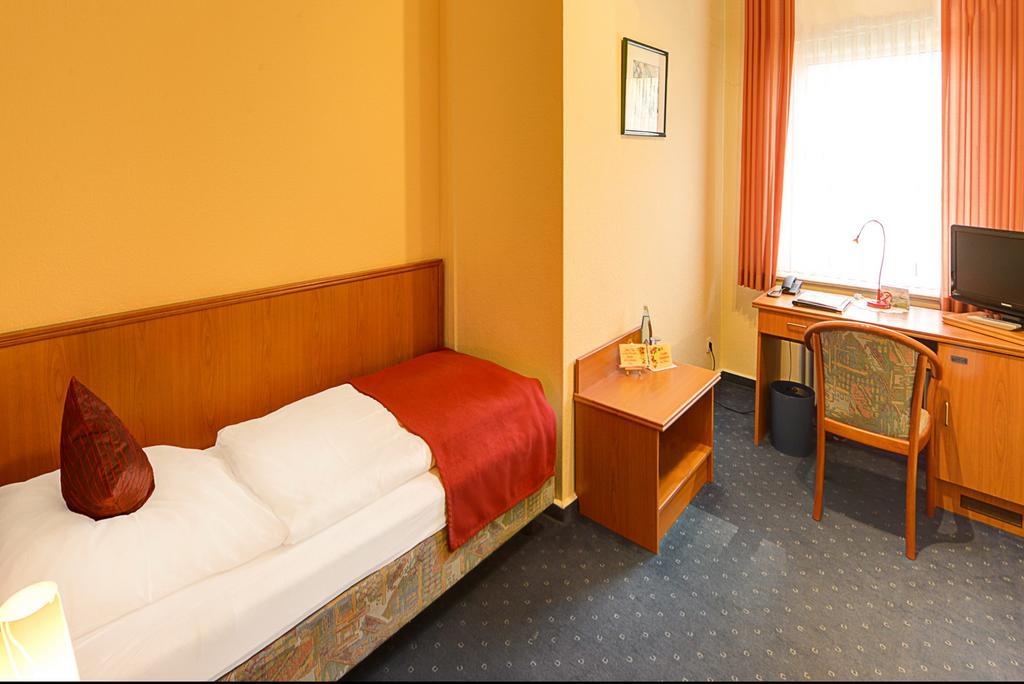 بريمين Hotel Restaurant Zum Werdersee المظهر الخارجي الصورة